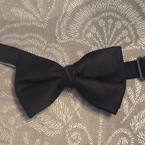 Elegant Boys Black Bow Tie